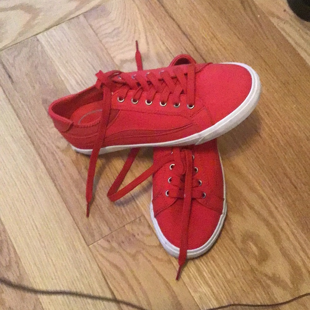 Red Easy Spirit Low Top Sneakers